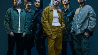 Linkin parkボーカル エミリー・アームストロング 直筆サイン入写真2L linkinpark-320x180.jpg