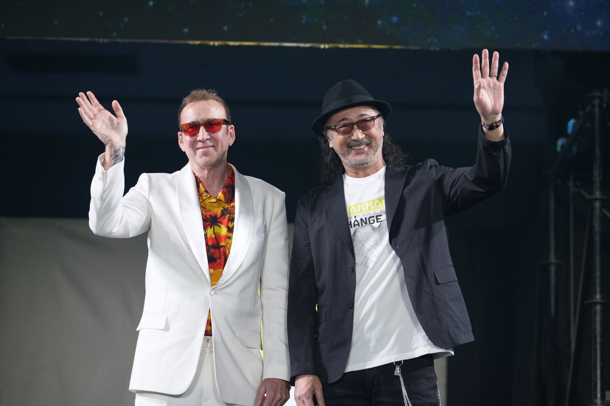 ニコラス・ケイジ「大阪コミコン」に登場で日本愛炸裂！ 大塚明夫との夢の共演に会場大熱狂[写真あり]