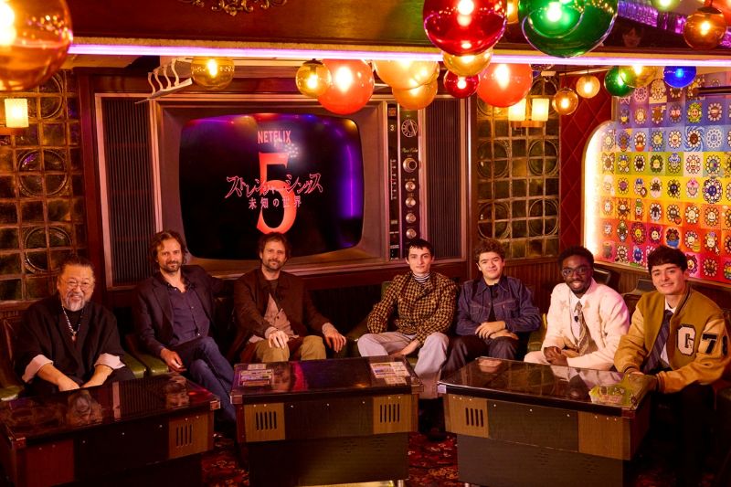 「ストレンジャー・シングス5」バスツアー ジンガロ